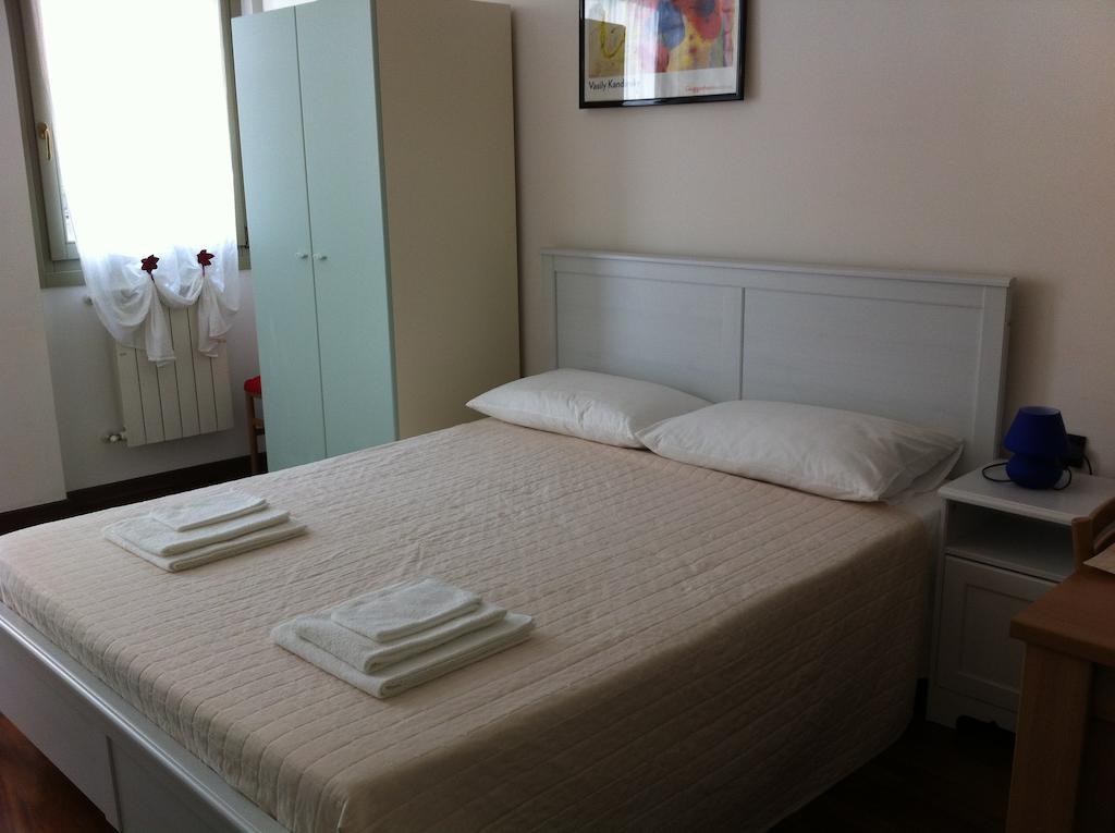 La Terrazza Del Centro Apartment Bergamo Room photo